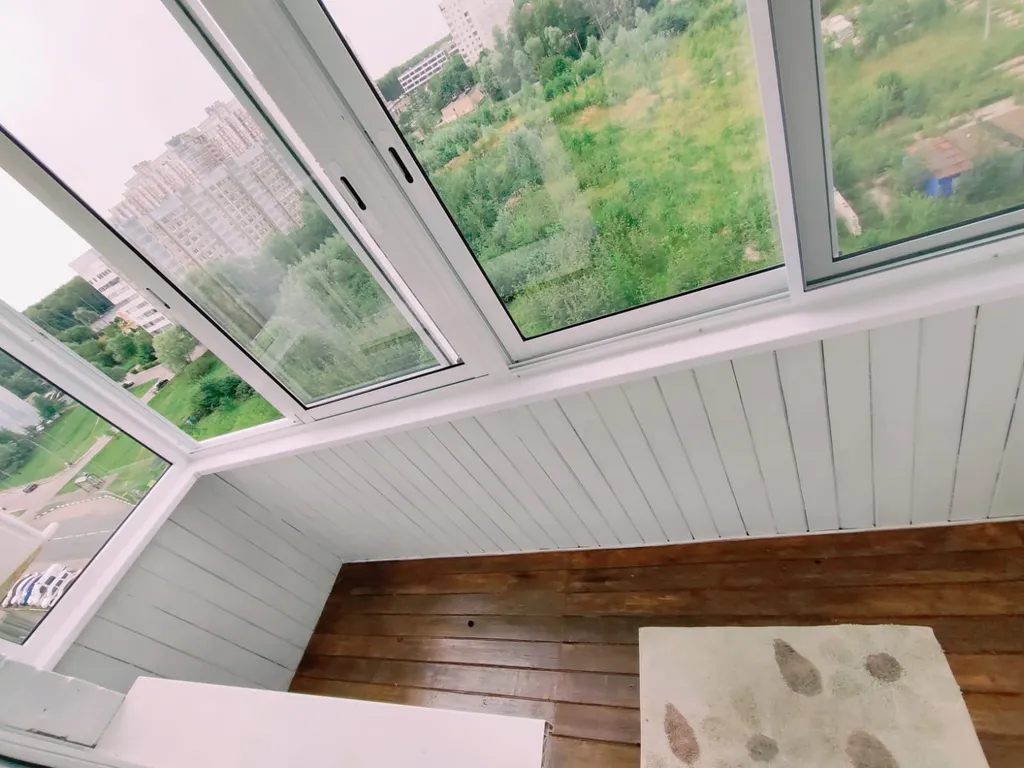 Однокомнатная квартира с панорамным балконом