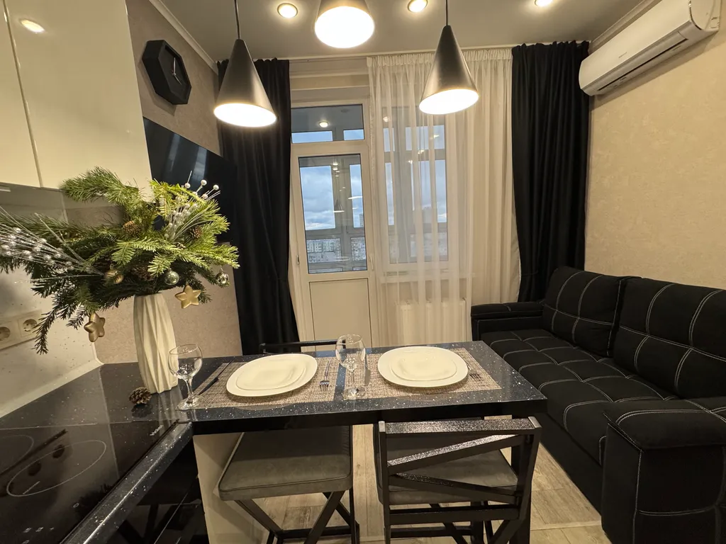 Квартира Светлая уютная квартира в деловом центре города с видом на море — Анапа