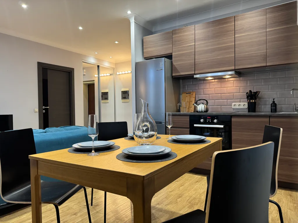 Дизайнерская квартира на Петроградке у воды