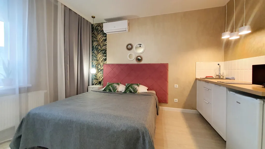 Уютная студия с двумя кроватями возле ЖД вокзала