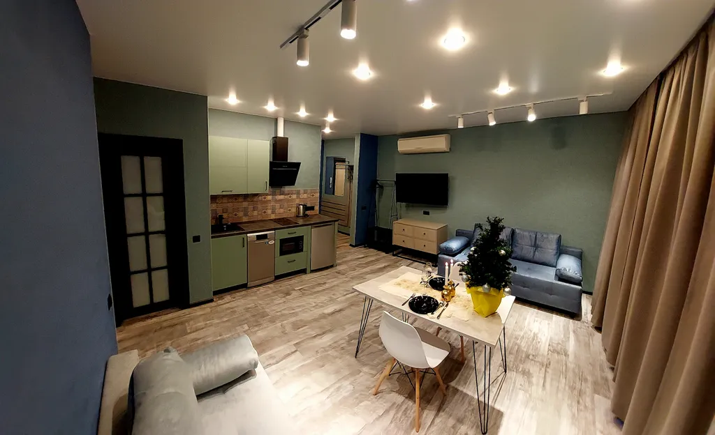 Апартамент в центре в парке на речке