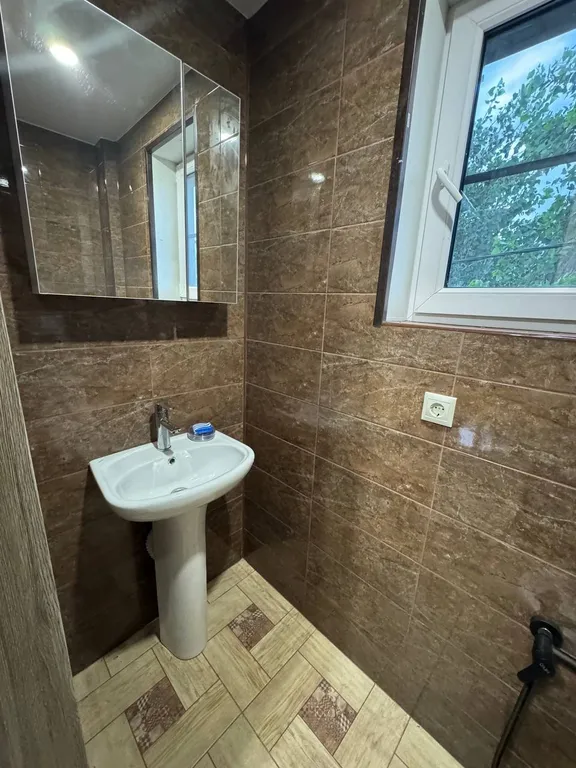 Новый дом с шикарным видом на центр города, через реку Волга