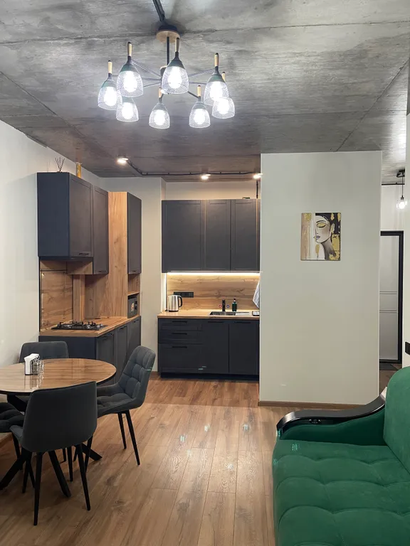 Новые Апартаменты на Чехова