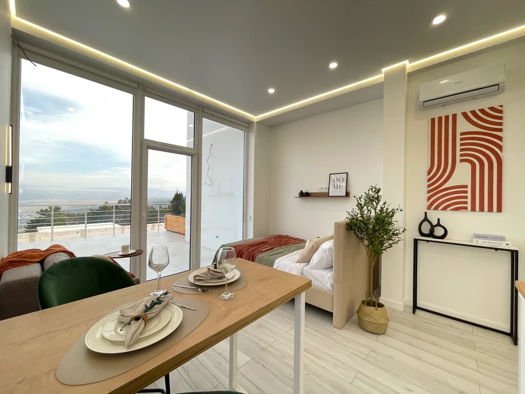 Квартира Квартира с террасой и видом на горы — Севастополь