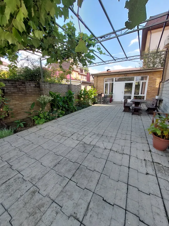 Коттедж Большой дом в центре города — Геленджик