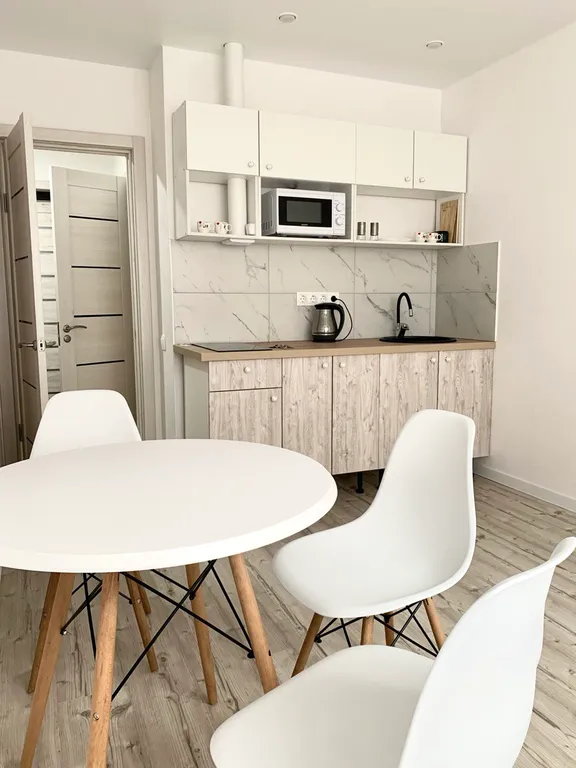 Возле Ильинской больницы