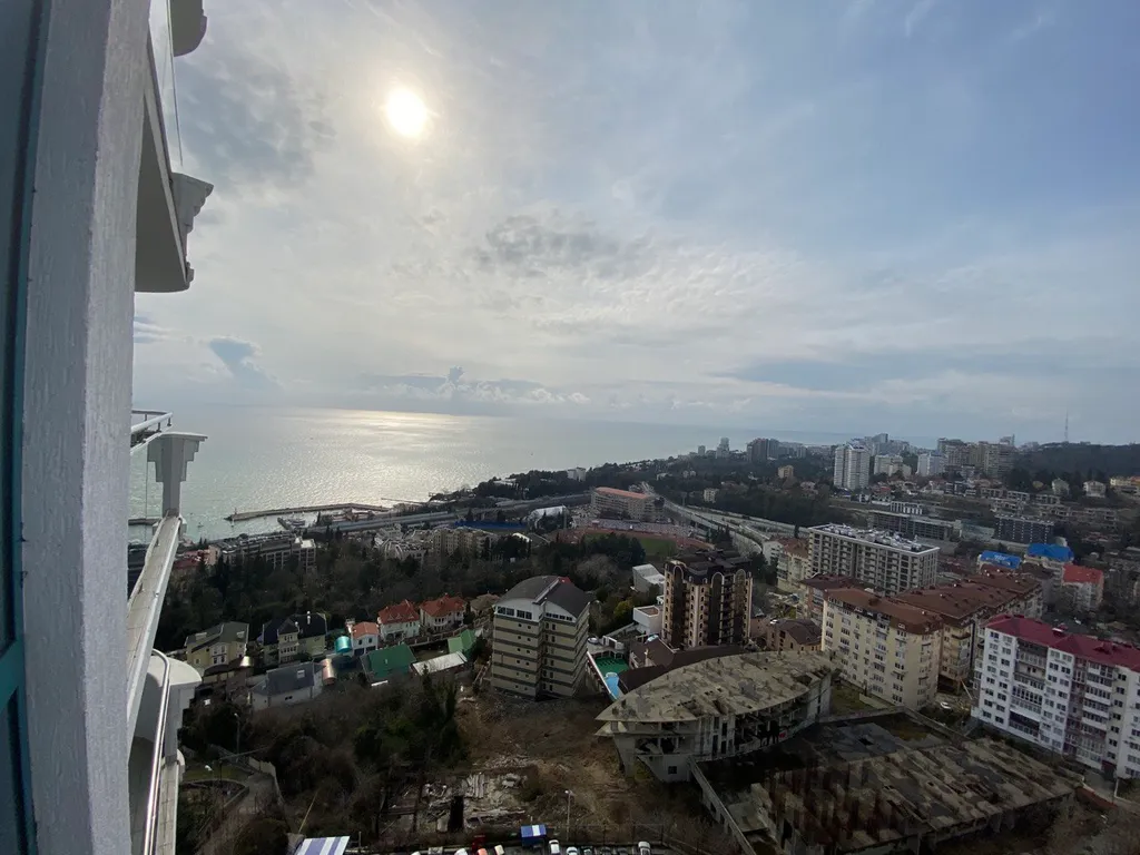 Уютная студия с видом на море и горы