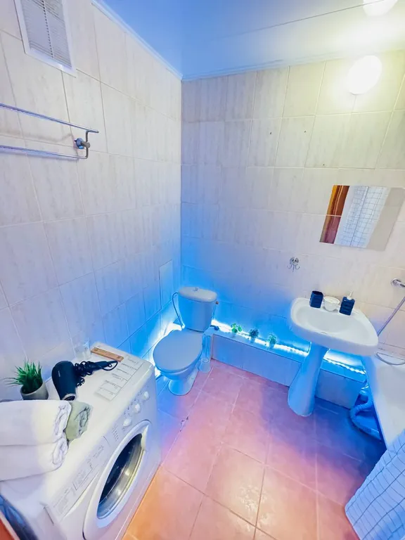 Двухкомнатная квартира возле метро Чкаловская