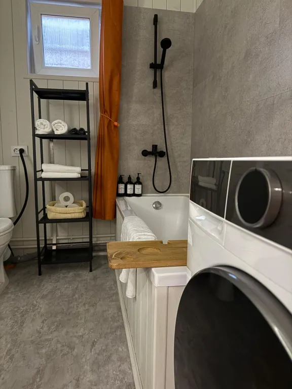 Уютный дом в стиле барнхаус с баней - купелью фурако