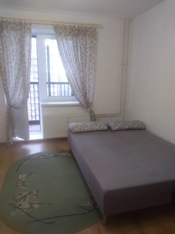 Видовая квартира-студия на самом берегу Невы