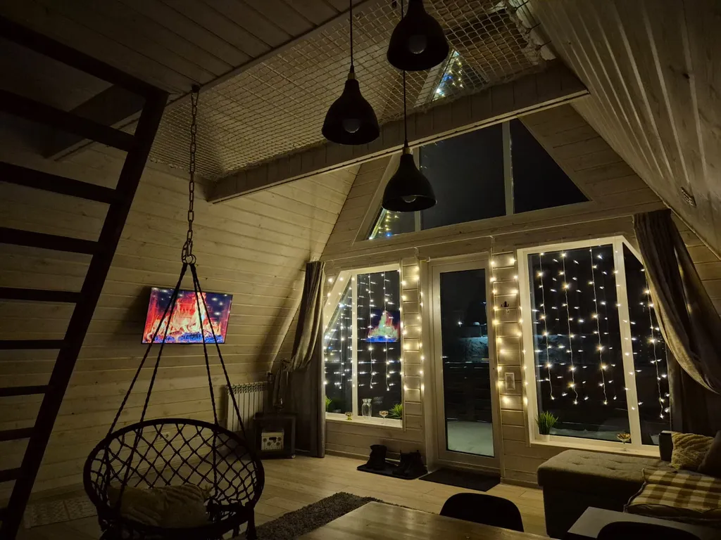 Коттедж Коттедж А-фрейм Жемчужный с сибирским банным чаном и баней на берегу озера — Каблуково