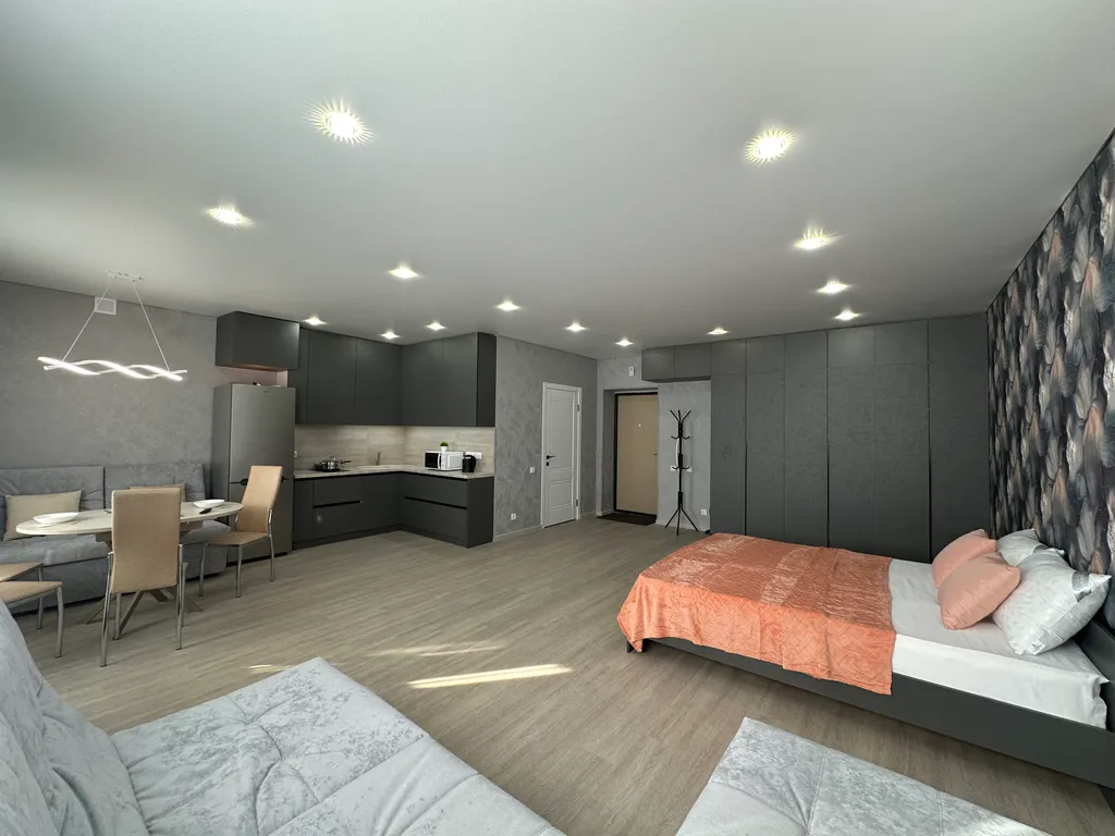 Просторная квартира-студия ЛайкХоум на Уральской 2Д