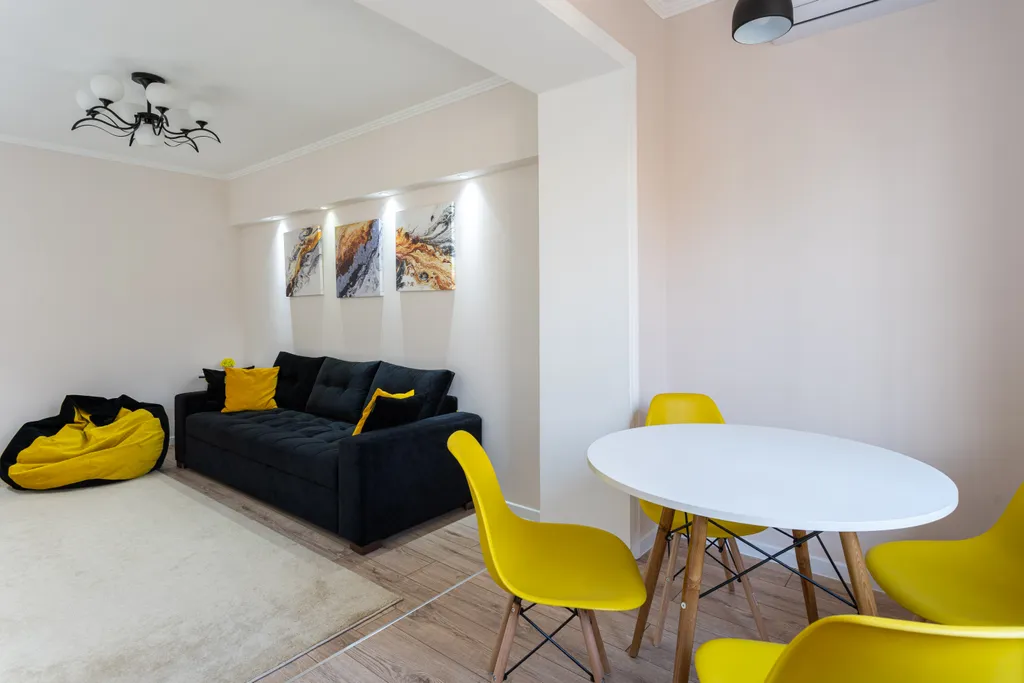 Senate Square Apartment