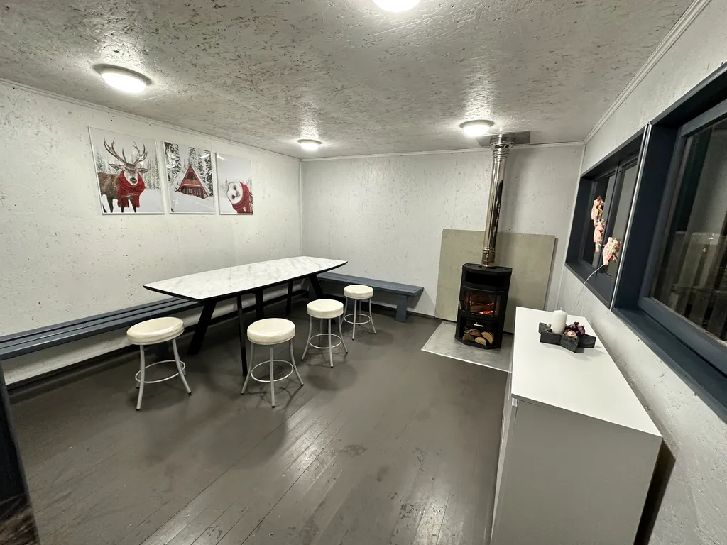 Коттедж с видом на Кольский залив