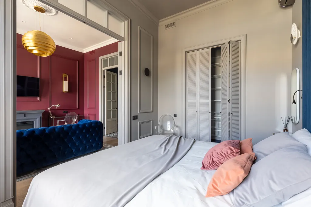 Видовая квартира с балконом на Пяти углах