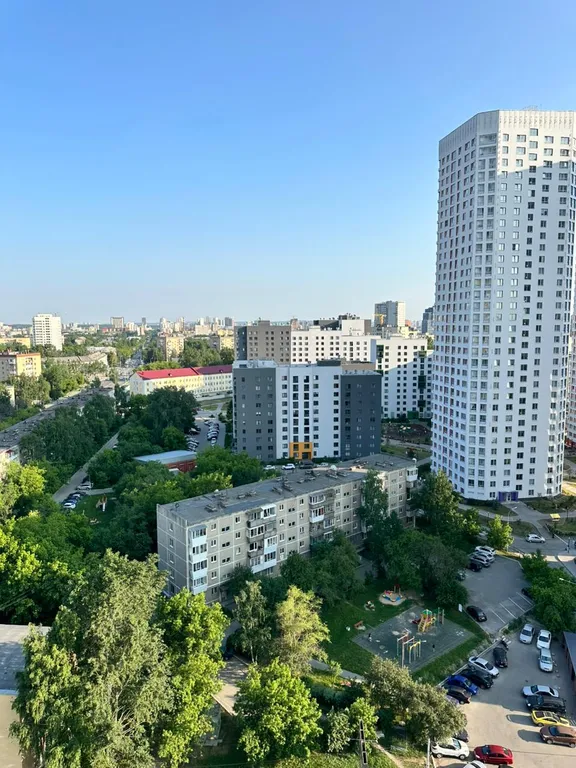 Квартира Квартира Уютная студия с высоты птичьего полета — Екатеринбург