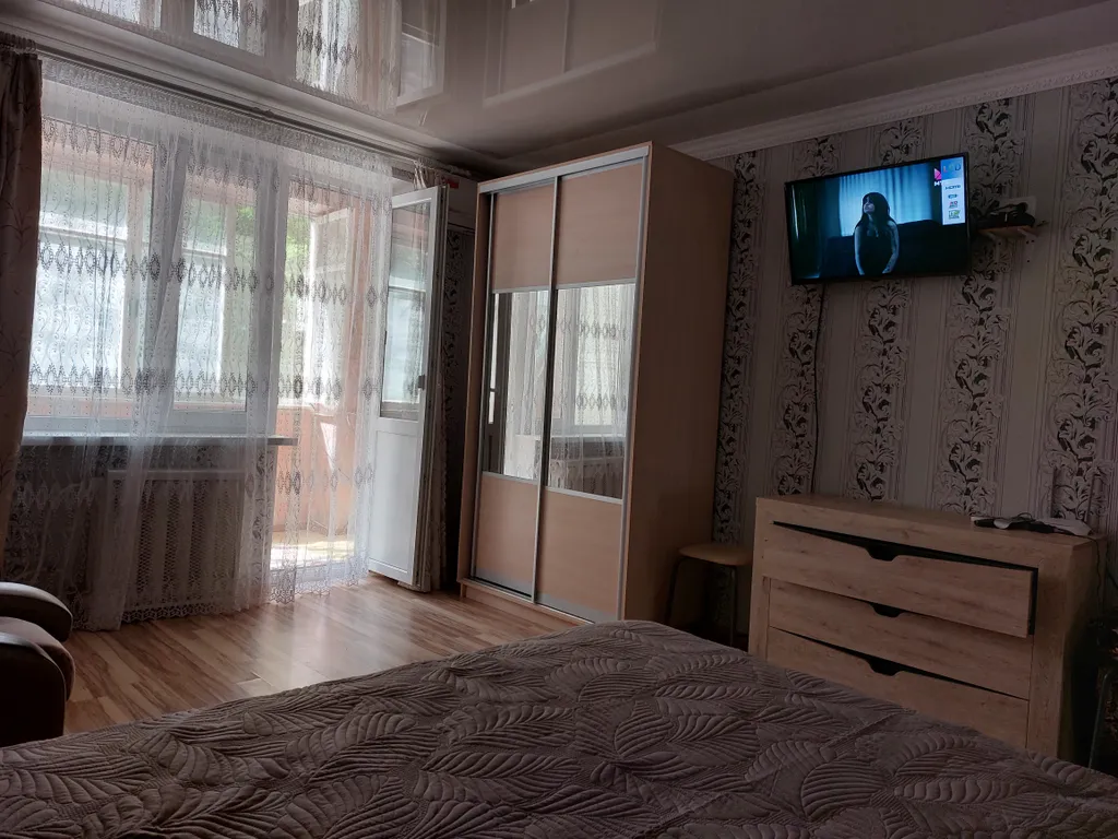 Уютная квартира в центре поселка