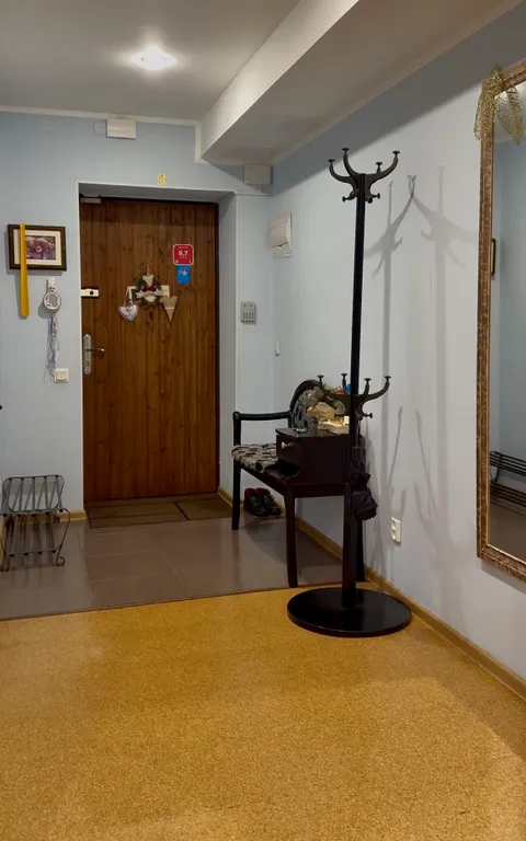 Двухуровневая мансарда с видом на Замок