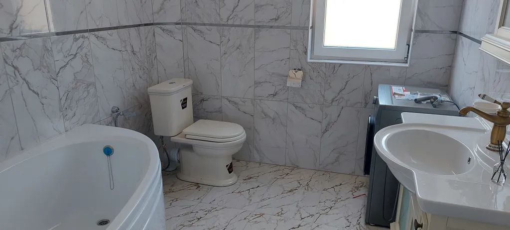 Абсолютно новый дом, на берегу моря