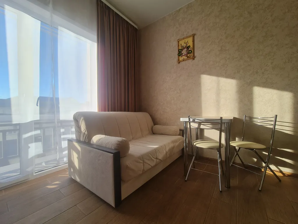 Апартаменты с балконом