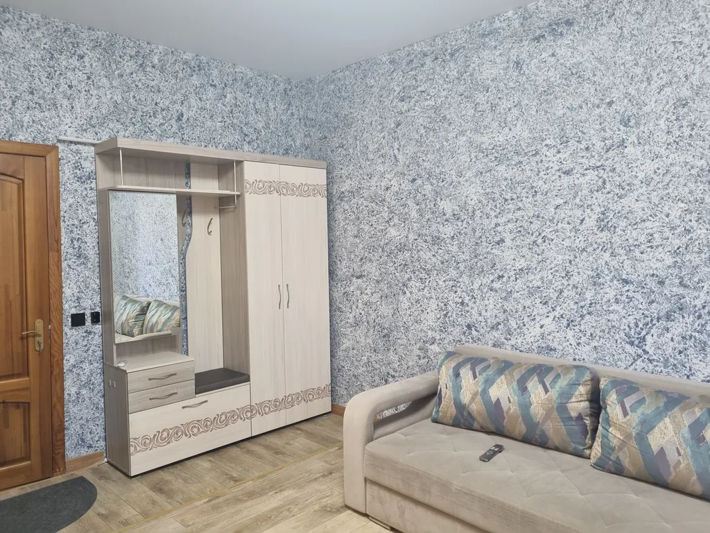 Студия находится в частном секторе самострой, рядом лес для прогулки