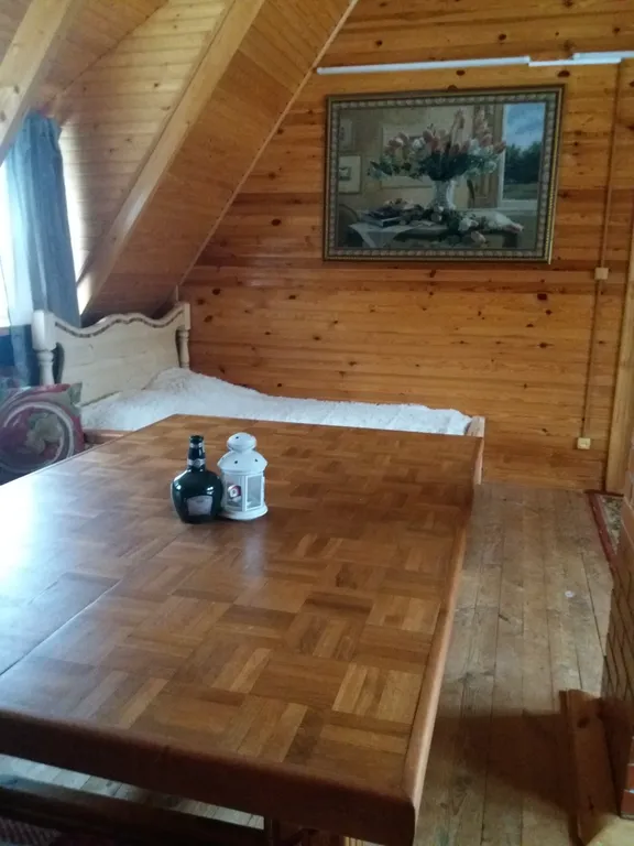 Большой коттедж на берегу озера