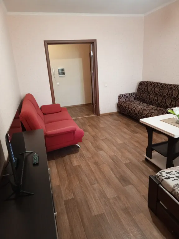 Уютная квартира рядом с ТЦ Круиз