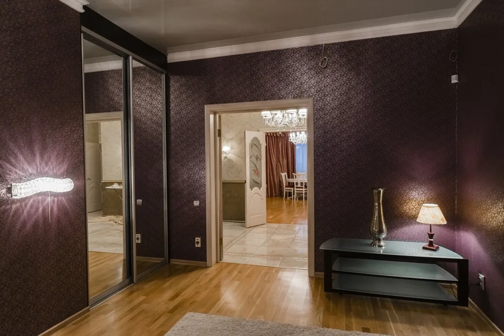 4-комнатная квартира в центре рядом с ОГУ, ТЦ Восход