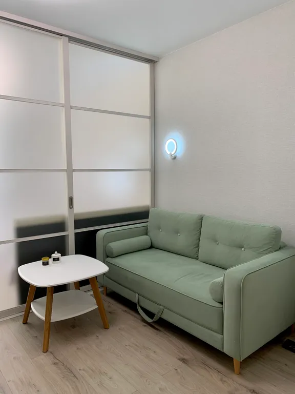 Уютная квартира с новым ремонтом и техникой, 15 минут до моря