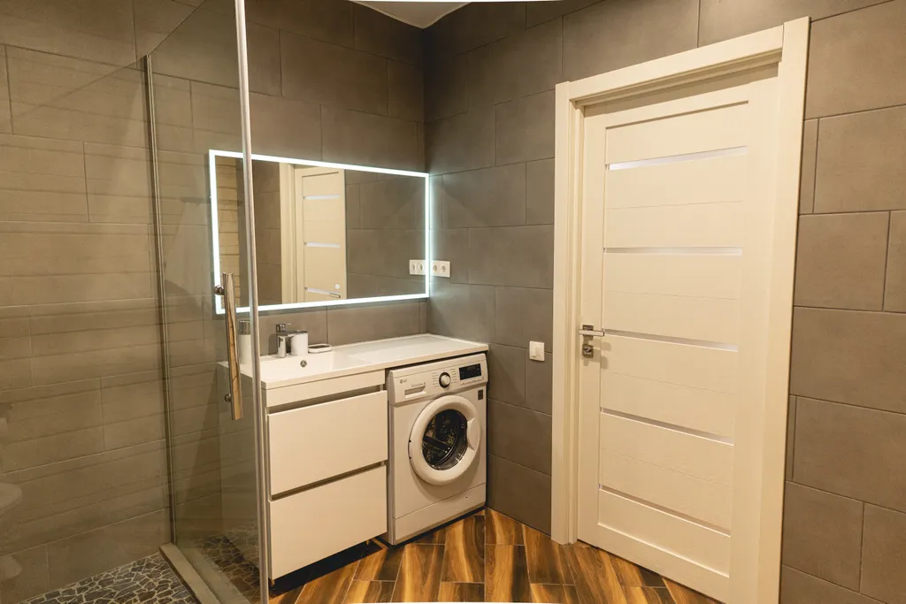 Новый дом с дизайнерским ремонтом