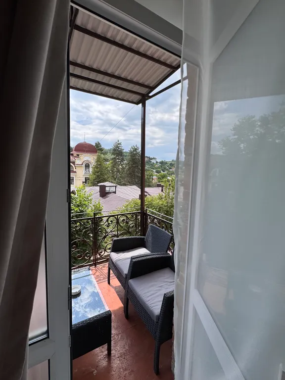 Отдых в минуте ходьбы от Нарзанной галереи!