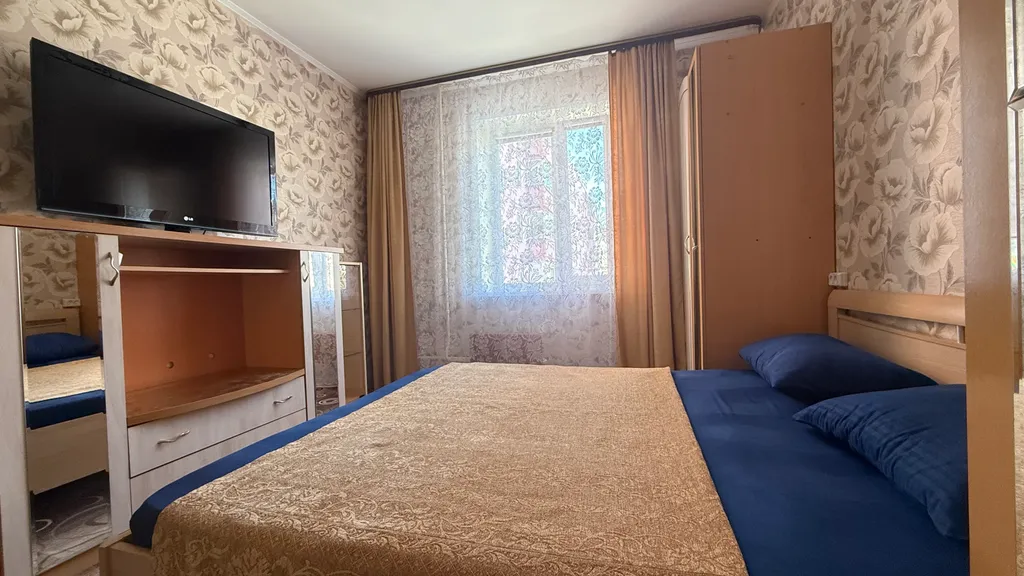 Отличная двухкомнатная квартира уЖД Ноябрьска — аренда посуточно в Ноябрьск