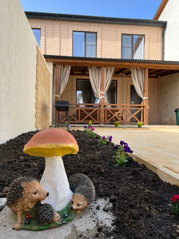 Домик на первой береговой линии