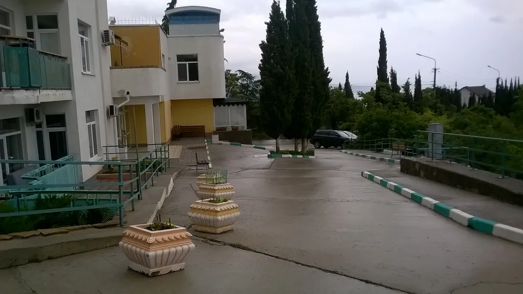 Уютная квартира с озелененным внутренним двориком