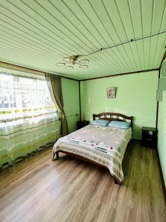 Дом в деревне с баней на дровах