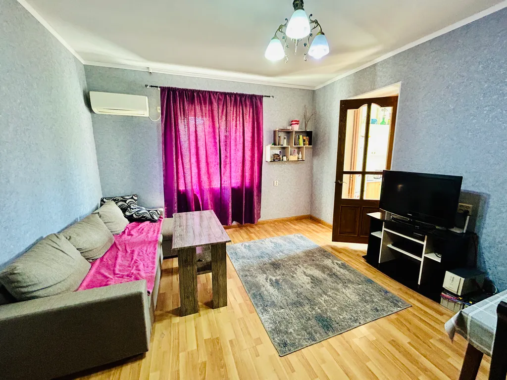 Квартира Комфортабельная квартира в центре — Сухум