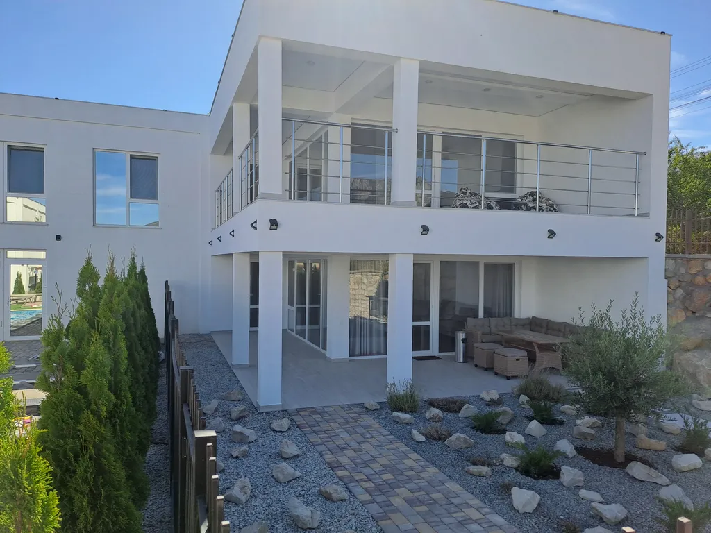 Вилла 170 м2 Горная лаванда 4 взр.+ 2 дет.