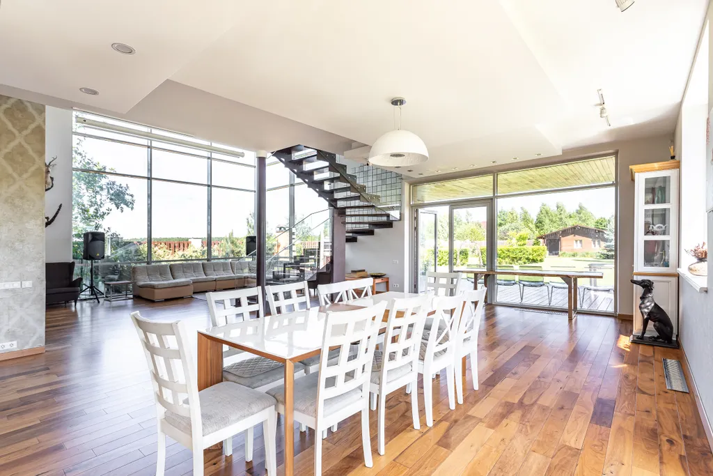 Коттедж Современный коттедж у большой воды — Никульское