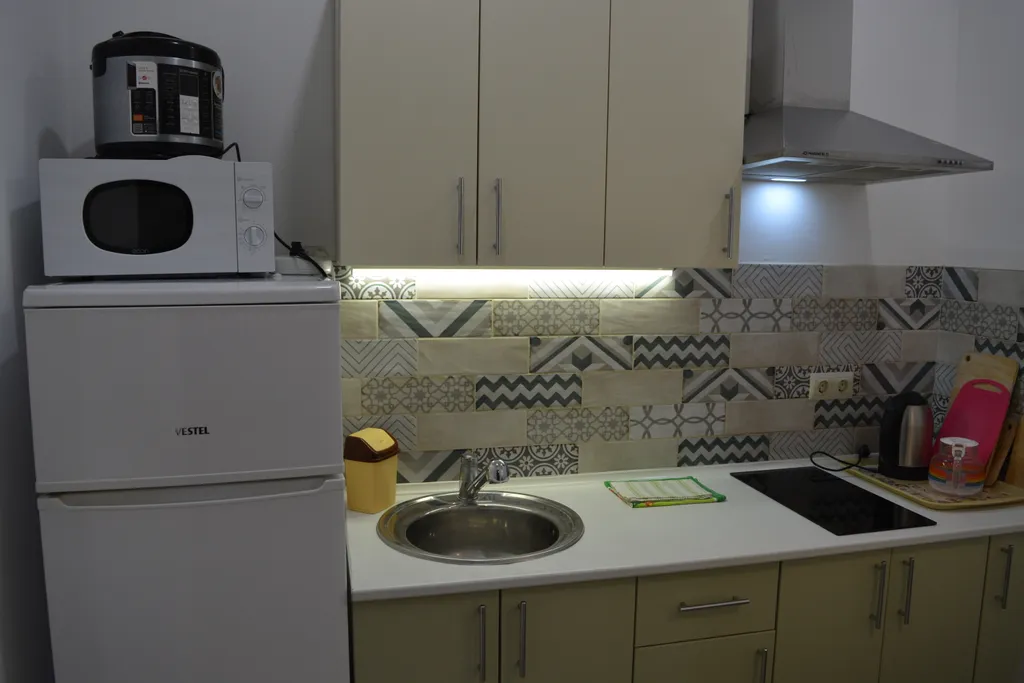 Двухкомнатная квартира у моря с немноголюдным пляжем