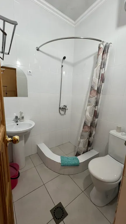 Квартира Квартира Трёхместный номер с видом на море — Гагра