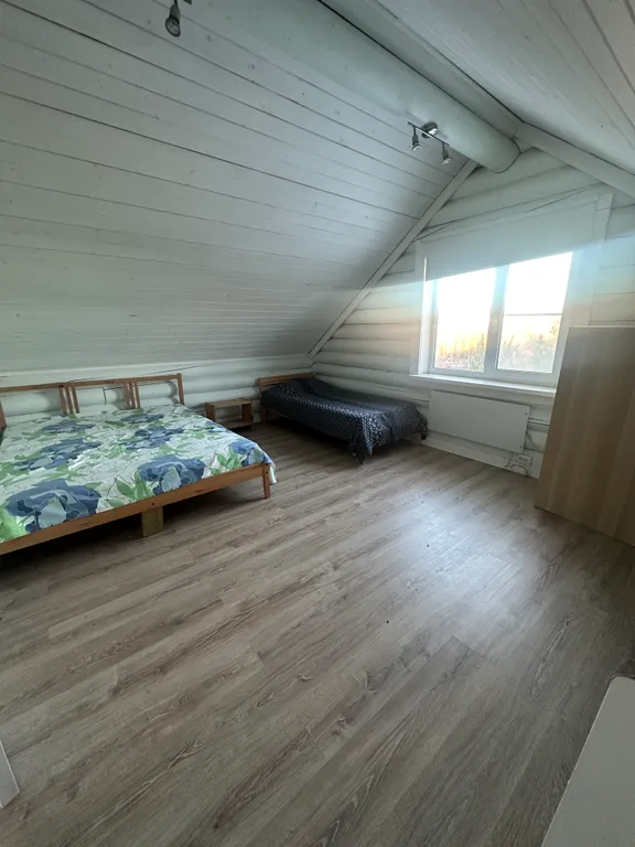 Коттедж у озера