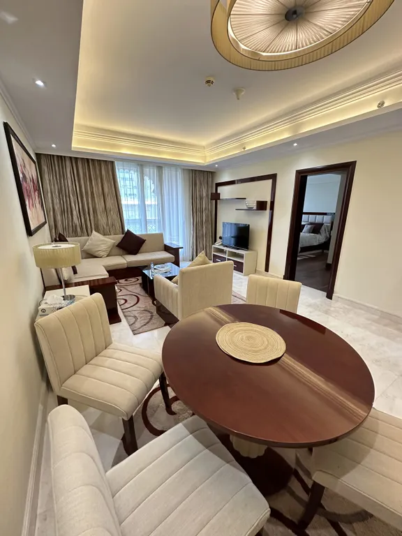 Summer Palace Grandeur Residences