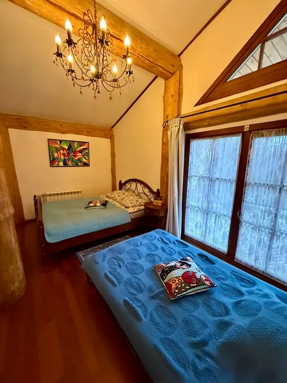 Большой дом у реки с баней в 2 часах от СПб