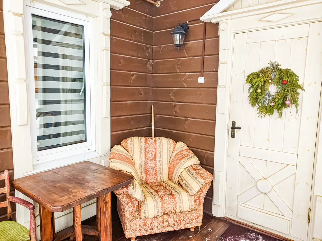 Студия в доме с отдельным входом и санузлом