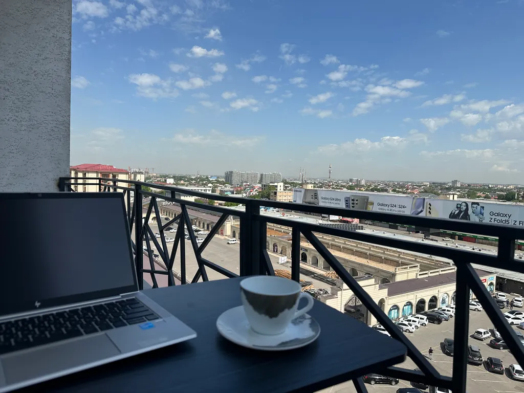 Minor-River apartment