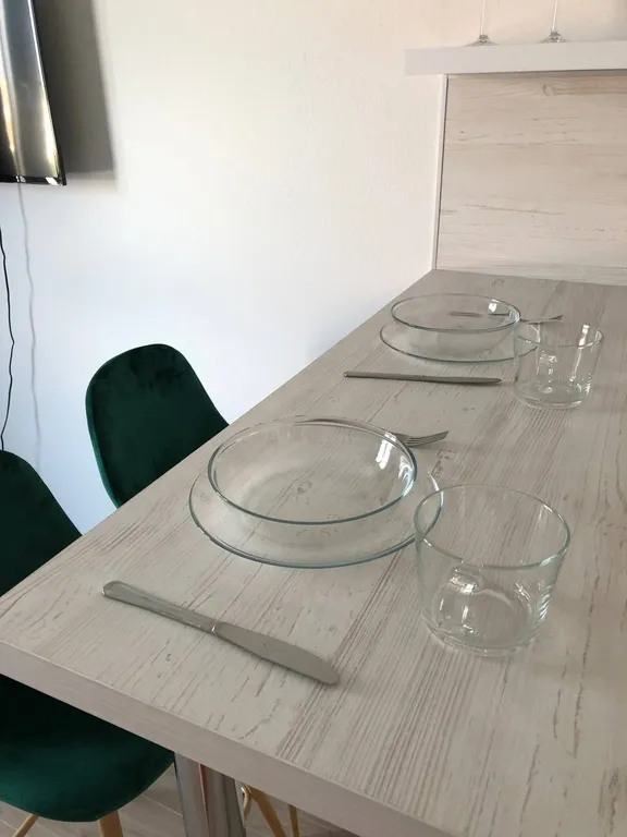 Стильные-изумрудные апартаменты с шикарным видом