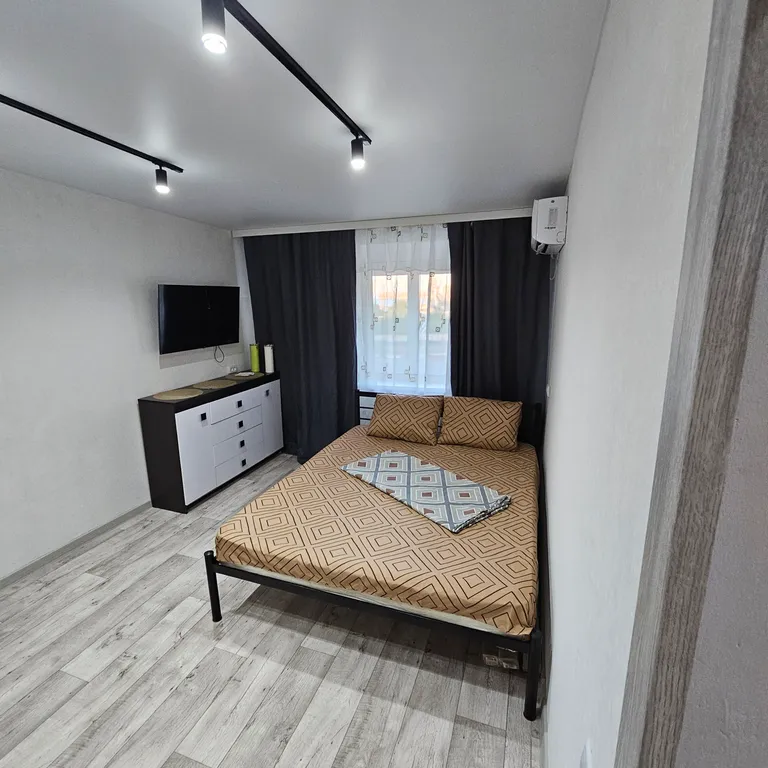 1-комнатная Квартира — аренда посуточно в Мариуполь