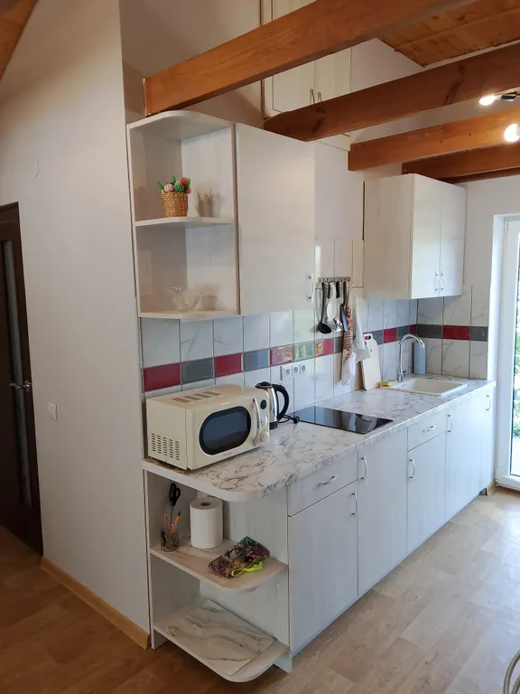 Уютная студия в тихом зелёном районе