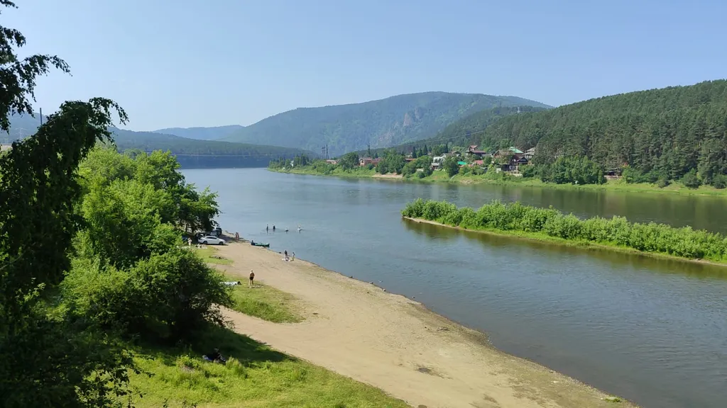 Гостевой дом на реке Мана