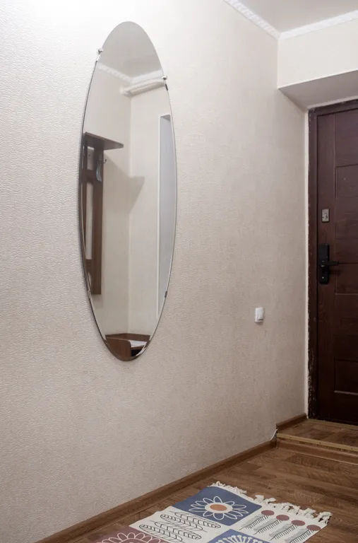 В гостях у бабушки-1-комнатная квартира